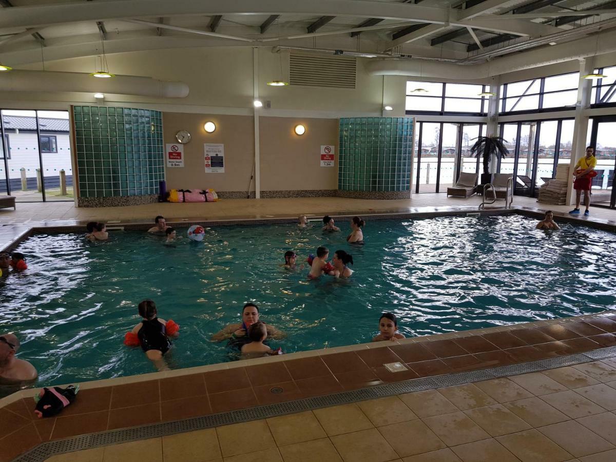 Hot Tub Hols 61 Kingfisher Court Hotel Tattershall Exterior foto